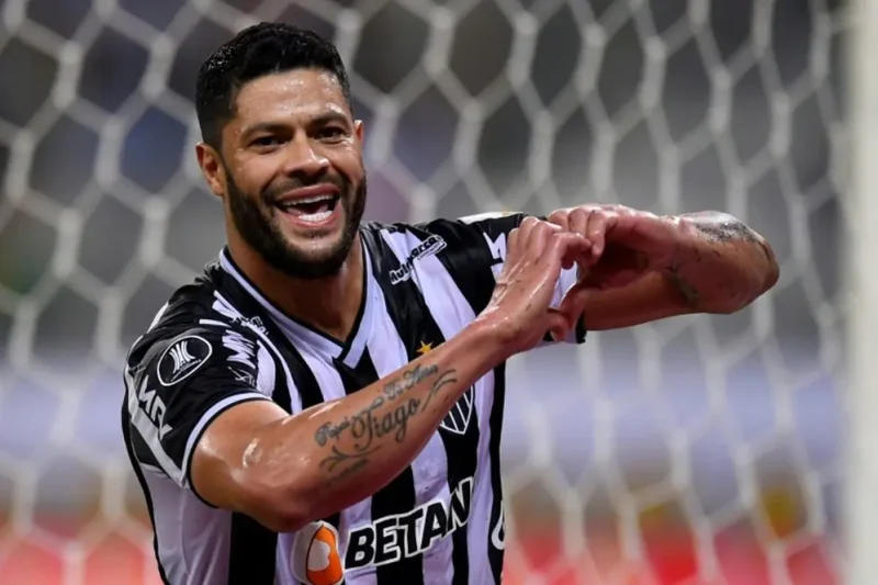Palmeiras y Flamengo tropiezan en Brasil, Hulk marca para el ‘Flu’