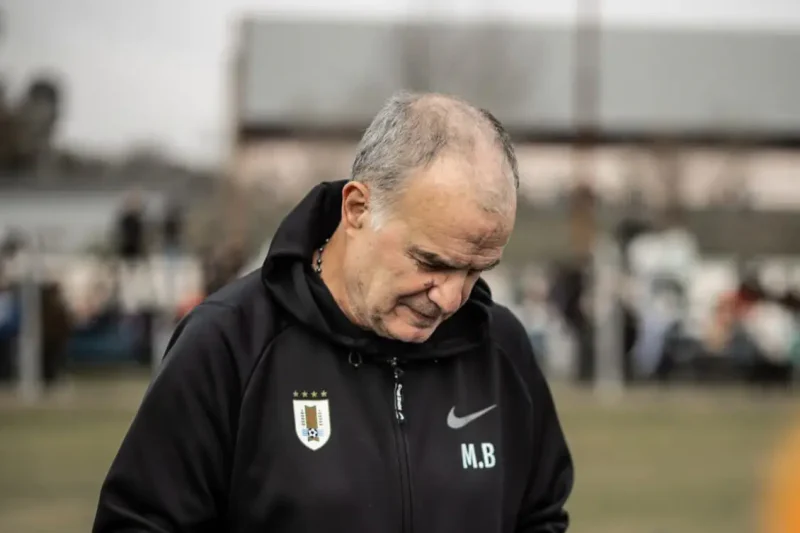 Bielsa niega que falta de unión provocara fracaso de Uruguay