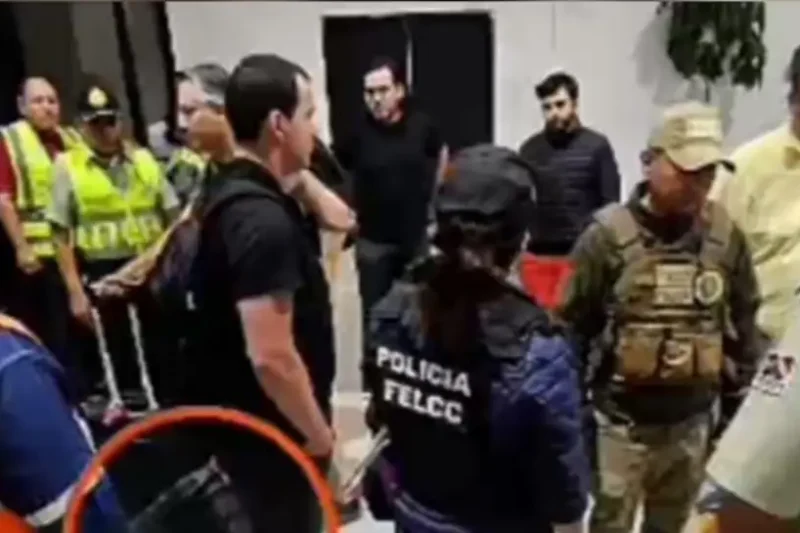 Hallan cuatro maletas con 100 kilos de oro no declarado en aeropuerto Viru Viru