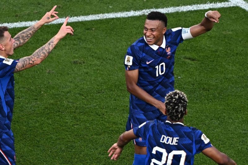 La selección de Francia ha estado volando en aviones de deportación del ICE durante el Mundial