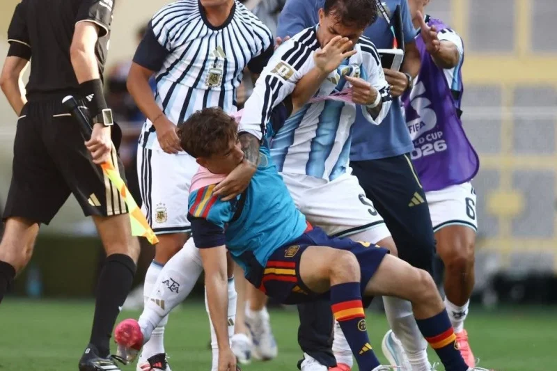 La FIFA investigará a los jugadores argentinos por los altercados pospartido