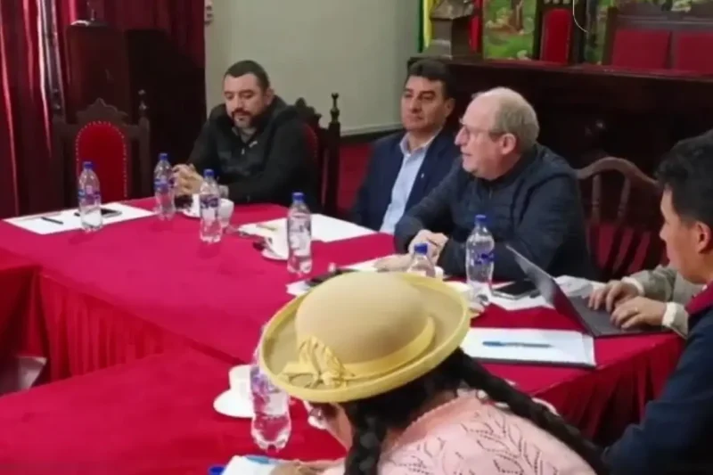 Gobierno inicia reuniones con alcaldías para acelerar la reactivación económica
