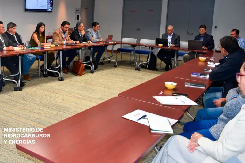 Gobierno socializa proyecto de Ley de Electricidad con entidades estratégicas del sector