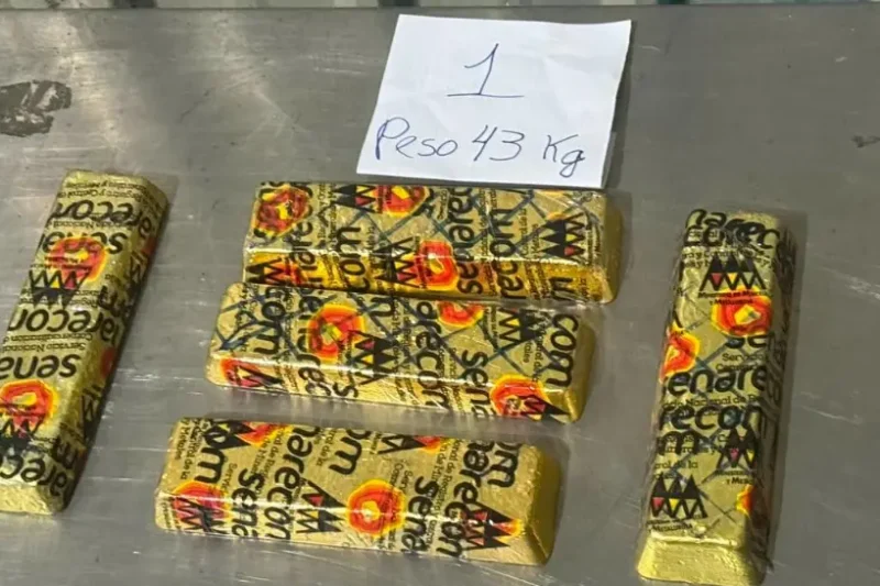 FELCC: Empresa que trasladaba oro reportó 189,42 kilos; la diferencia es por las maletas