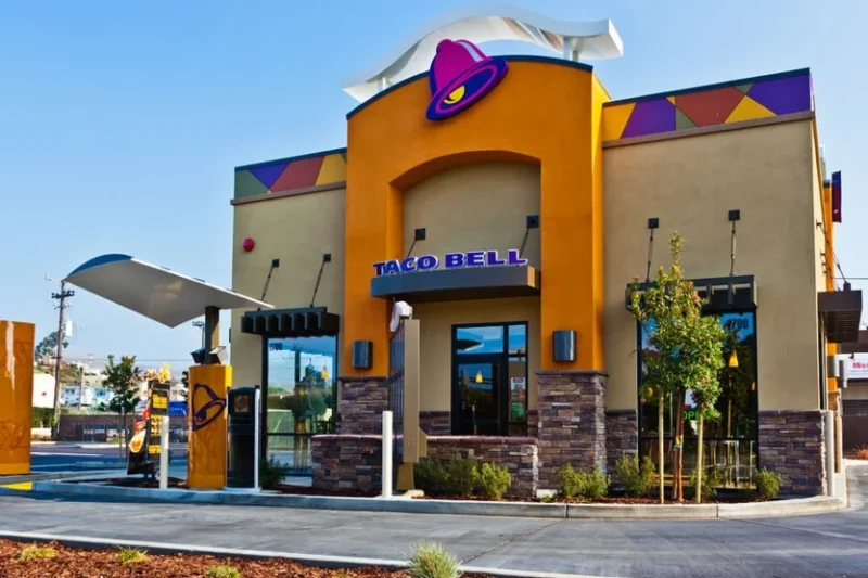 Taco Bell retira ingredientes de su menú en EE.UU. tras brote de “diarrea explosiva”
