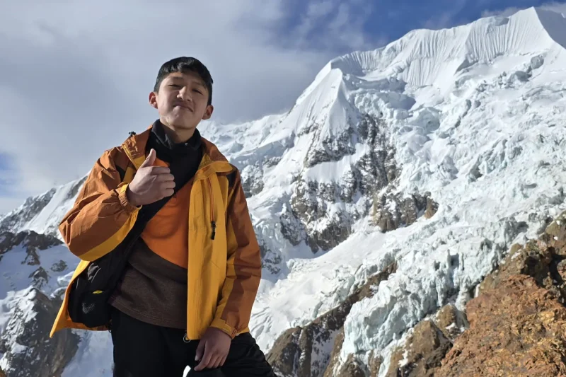 Roberto Churqui, con 14 años, hizo historia al conquistar el Illimani