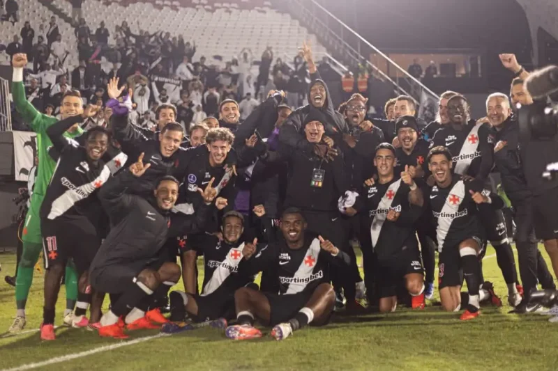 Vasco da Gama golea 4-1 a Olimpia y avanza a cuartos