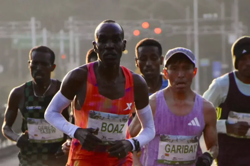 ‎El orureño Garibay es 4° en el Maratón Ciudad de México