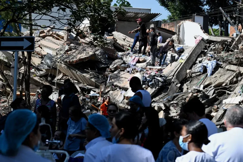Aumenta a 240 la cifra de fallecidos por terremoto en Colombia