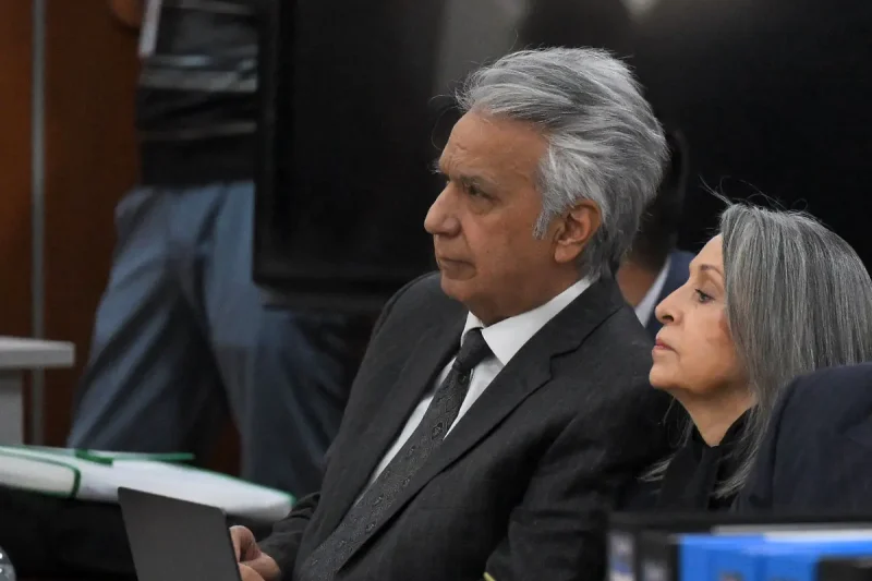 Condenan al expresidente Lenín Moreno por corrupción