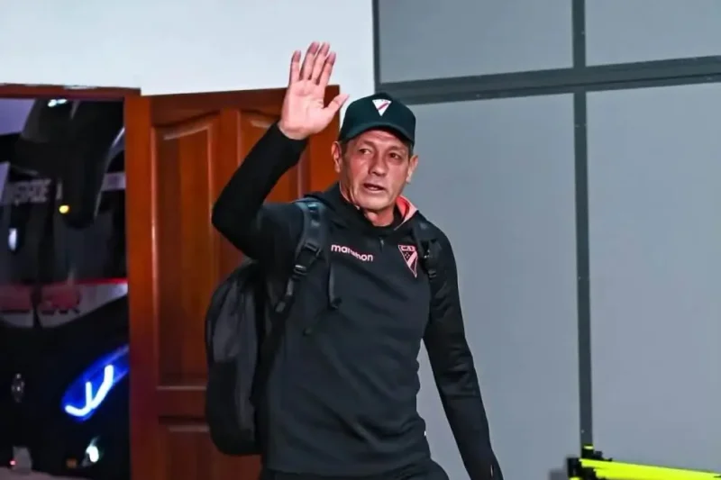 Mauricio Soria deja Always Ready tras empatar en Tarija