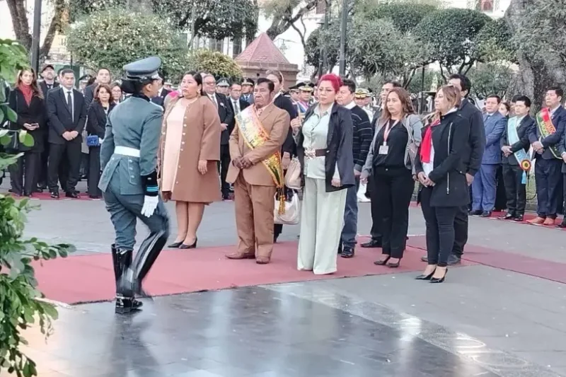 Se inician los actos protocolares por los 201 años de independencia de Bolivia