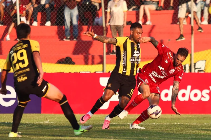 The Strongest sigue su caída, está vez perdió 3-1 ante Guabirá