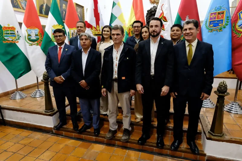 El nuevo modelo 50/50: Hay una ruta legal, pero aún no mueve recursos a regiones