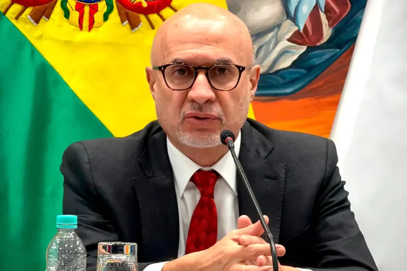 Paz postula a Lupo como representante de Bolivia ante la OEA