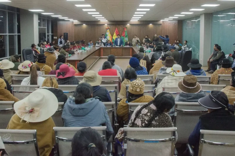Tras acuerdo, comunarios levantan bloqueo al relleno sanitario de Villa Ingenio