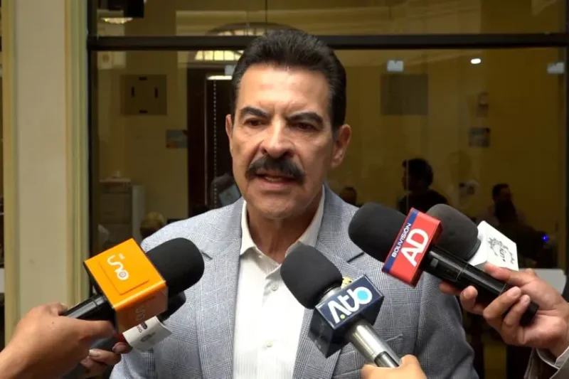 Reyes Villa plantea buses eléctricos ante el fin del subsidio al diésel