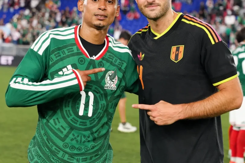 México rescata empate 1-1 en partido amistoso ante Perú