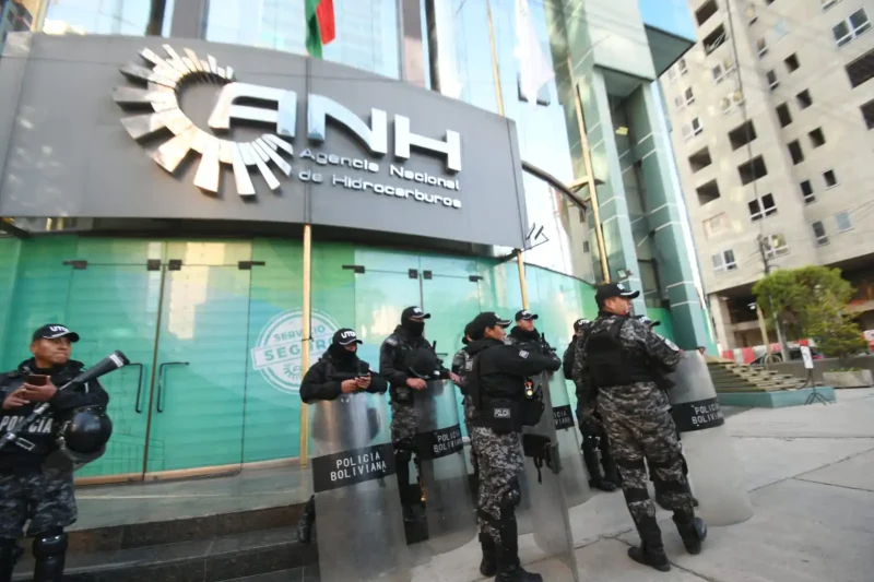 Gobierno interviene también la ANH por ‘deficiencias’ en su labor de control