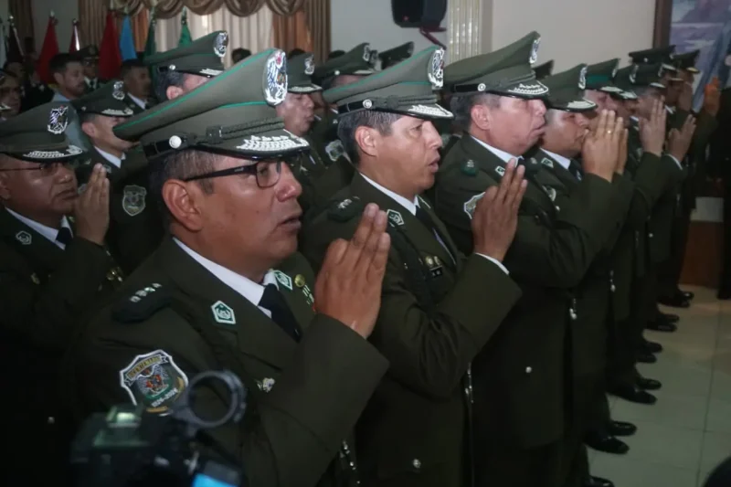 Conozca a los nuevos jefes y directores policiales
