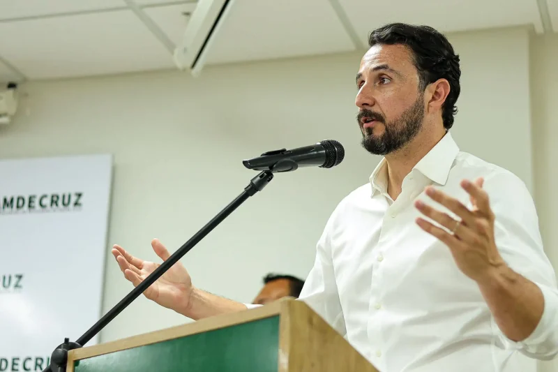 Gobernador Velasco califica de ‘inaceptable’ la inseguridad en Santa Cruz