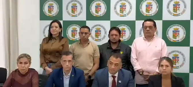 UIF denuncia red de ‘extorsión’ a empresarios y opositores en gobiernos del MAS