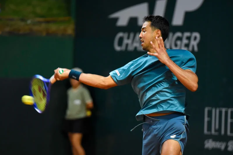 Dellien sigue en carrera y avanza a “semis” del Bolivia Open