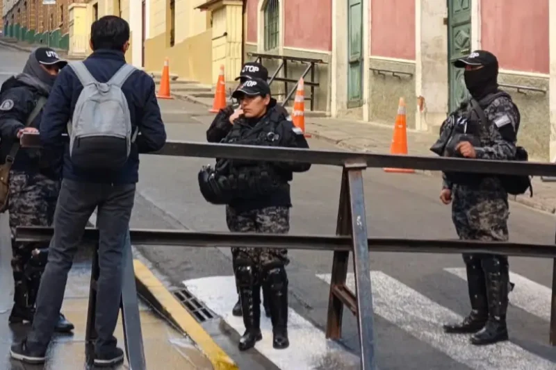 Agentes de élite refuerzan el operativo para la visita de Kast en La Paz