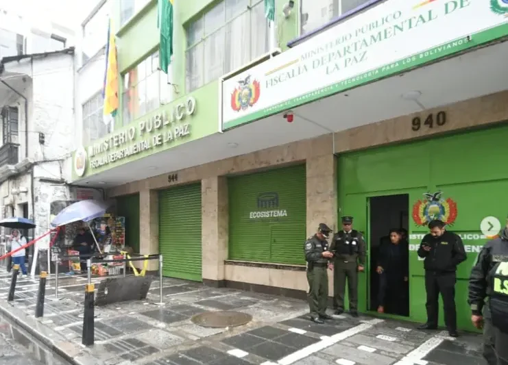 La Policía interviene fiscalías en La Paz, Santa Cruz y Chuquisaca